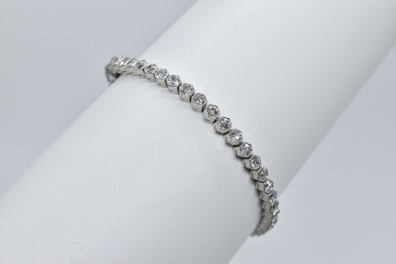 eternity bracelet Platinum diamonds