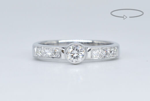 Ring 18 K diamonds