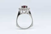 Ring 18 Kt WG Rubin 