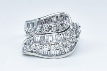 Ring 14 Kt WG Diamanten