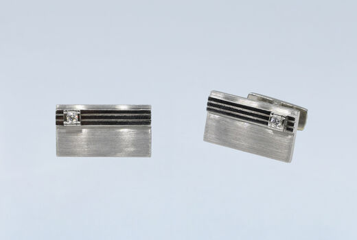 cuff links 18 K diamonds