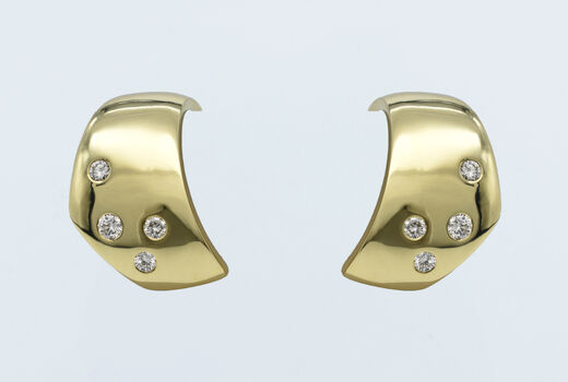 studs 14 K diamonds