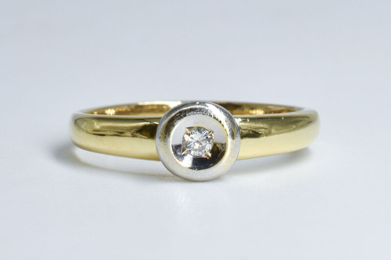 Ring 14 K diamond