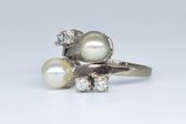 Ring 14 Kt WG Brillanten 