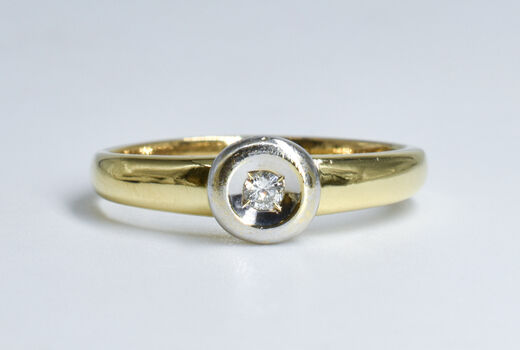 Ring 14 K diamond