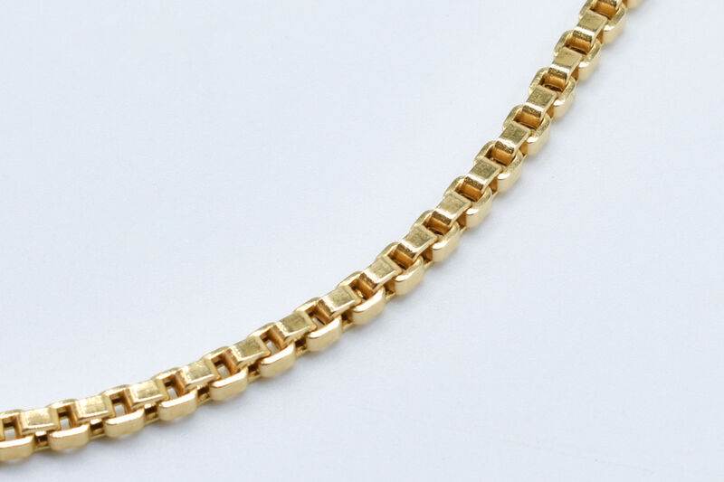 necklace 18 K