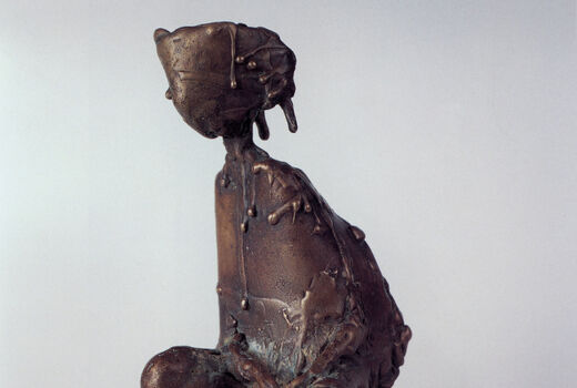 Sitzendes Mädchen, 2000