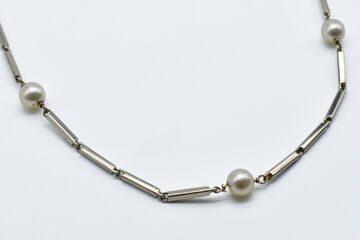 necklace 18 K pearls