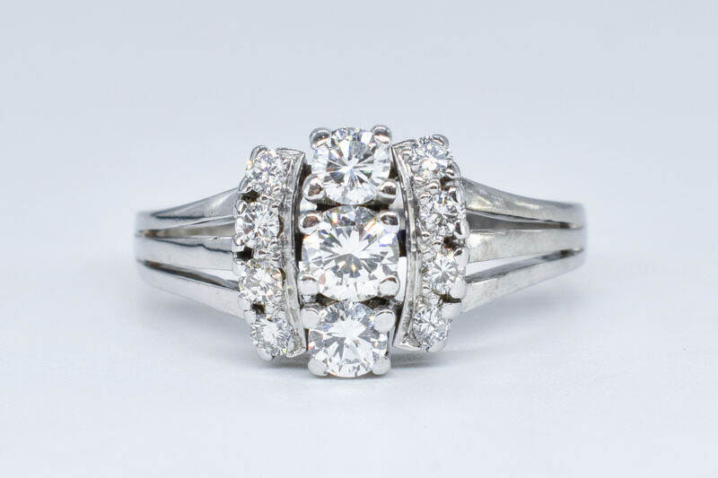 Ring 18 Kt WG Brillanten