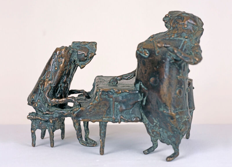 singer at the grand piano, 2003