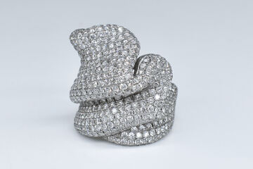 Ring 18 K diamonds