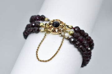 bracelet garnets