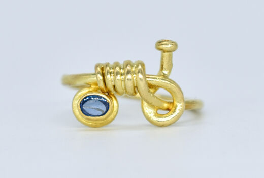 Sous-Ring 18 Kt Saphir