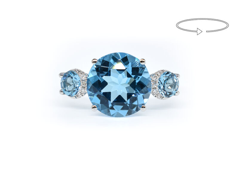 Ring 18 Kt WG Blautopas 