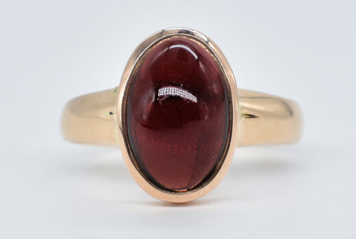 Ring 14 K Garnet